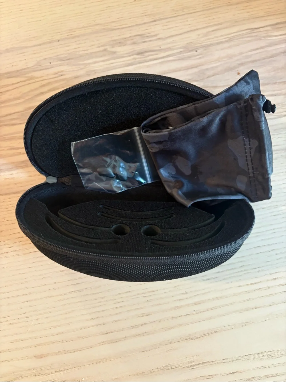 Oakley Black Hard Shell Sunglasses Case